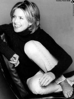Courtney Thorne-Smith feet photo thumbnail