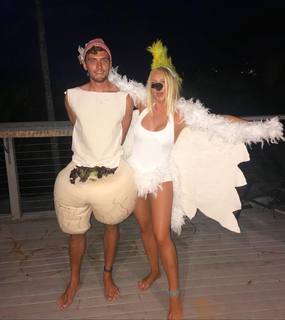 Courtney Veale feet photo 2