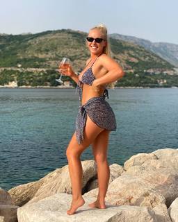Courtney Veale feet photo 20