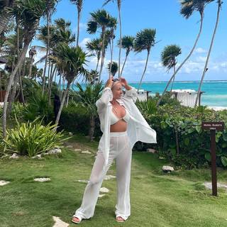 Courtney Veale feet photo 10