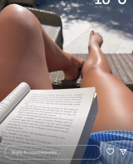 Courtney Veale feet photo 20