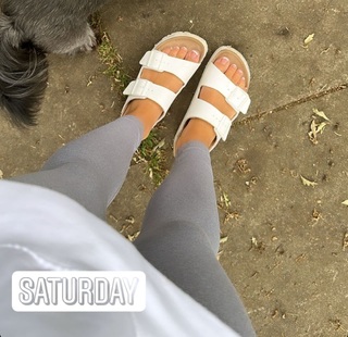 Courtney Veale feet photo 16