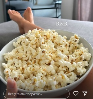Courtney Veale feet photo 15
