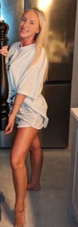 Courtney Veale feet photo 11