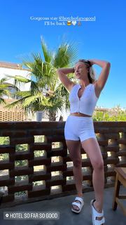 Courtney Veale feet photo 19