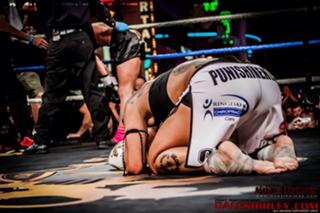 Cris Cyborg feet photo thumbnail