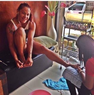Cris Cyborg feet photo thumbnail