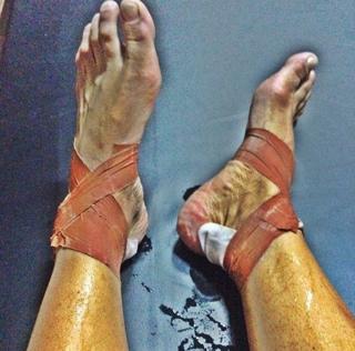 Cris Cyborg feet photo thumbnail