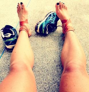 Cris Cyborg feet photo thumbnail