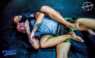 Cris Cyborg feet photo thumbnail