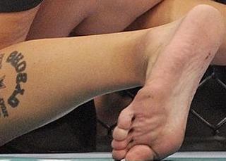 Cris Cyborg feet photo thumbnail