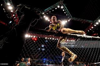 Cris Cyborg feet photo thumbnail