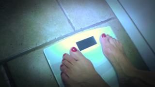 Cris Cyborg feet photo thumbnail