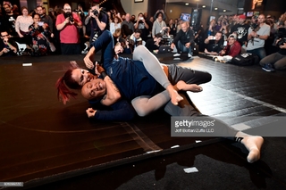 Cris Cyborg feet photo thumbnail