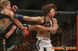 Cris Cyborg feet photo thumbnail