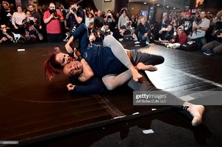 Cris Cyborg feet photo thumbnail