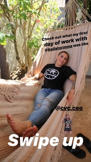 Cris Cyborg feet photo thumbnail