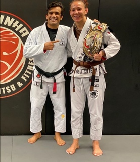 Cris Cyborg feet photo thumbnail