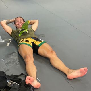 Cris Cyborg feet photo thumbnail