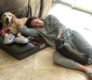 Cris Cyborg feet photo thumbnail