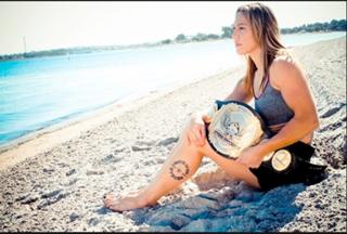 Cris Cyborg feet photo thumbnail