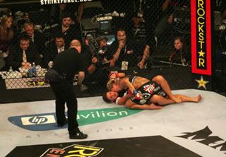 Cris Cyborg feet photo thumbnail