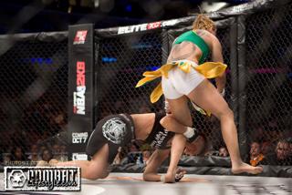 Cris Cyborg feet photo thumbnail