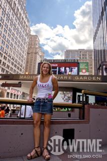 Cris Cyborg feet photo thumbnail