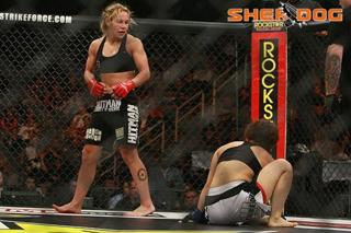 Cris Cyborg feet photo thumbnail