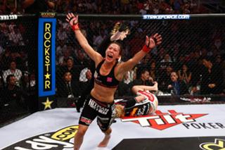 Cris Cyborg feet photo thumbnail