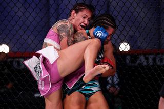 Cris Cyborg feet photo thumbnail