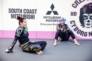 Cris Cyborg feet photo thumbnail