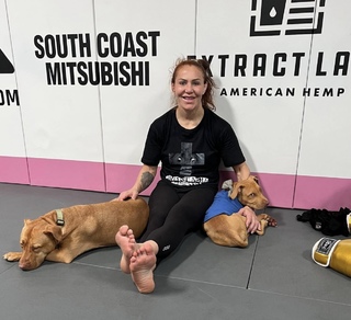 Cris Cyborg feet photo thumbnail