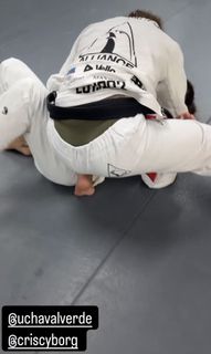 Cris Cyborg feet photo thumbnail