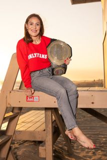 Cris Cyborg feet photo thumbnail