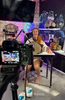 Cris Cyborg feet photo thumbnail