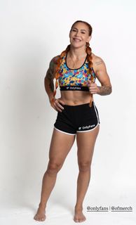 Cris Cyborg feet photo 13