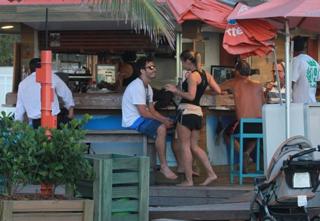 Cris Dias feet photo 14