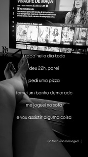 Criss Paiva feet photo 1