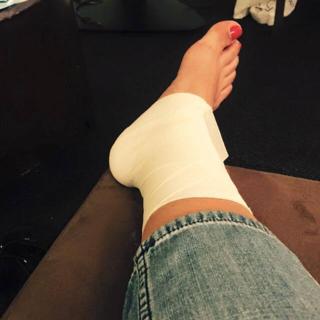 Cristela Alonzo feet photo 15