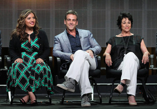 Cristela Alonzo feet photo 3