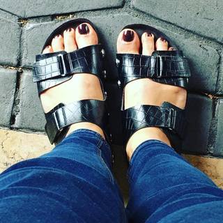Cristela Alonzo feet photo 19