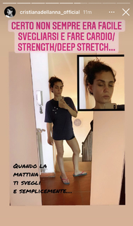 Cristiana Dell'Anna feet photo 7