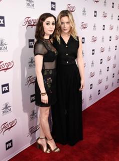 Cristin Milioti feet photo thumbnail