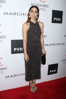 Cristin Milioti feet photo thumbnail