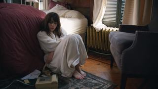 Cristin Milioti feet photo thumbnail