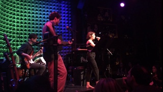 Cristin Milioti feet photo thumbnail