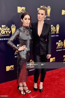 Cristin Milioti feet photo thumbnail