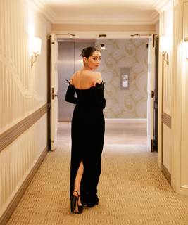 Cristin Milioti feet photo thumbnail