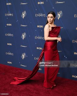 Cristin Milioti feet photo thumbnail